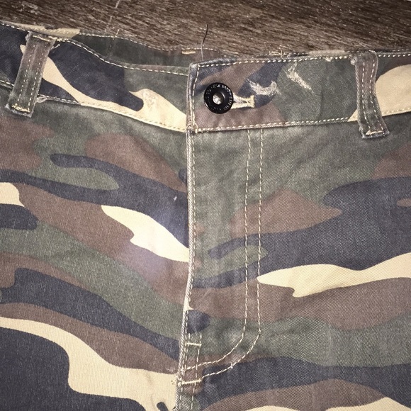 Army Colored Joggers - Picture 3 of 8
